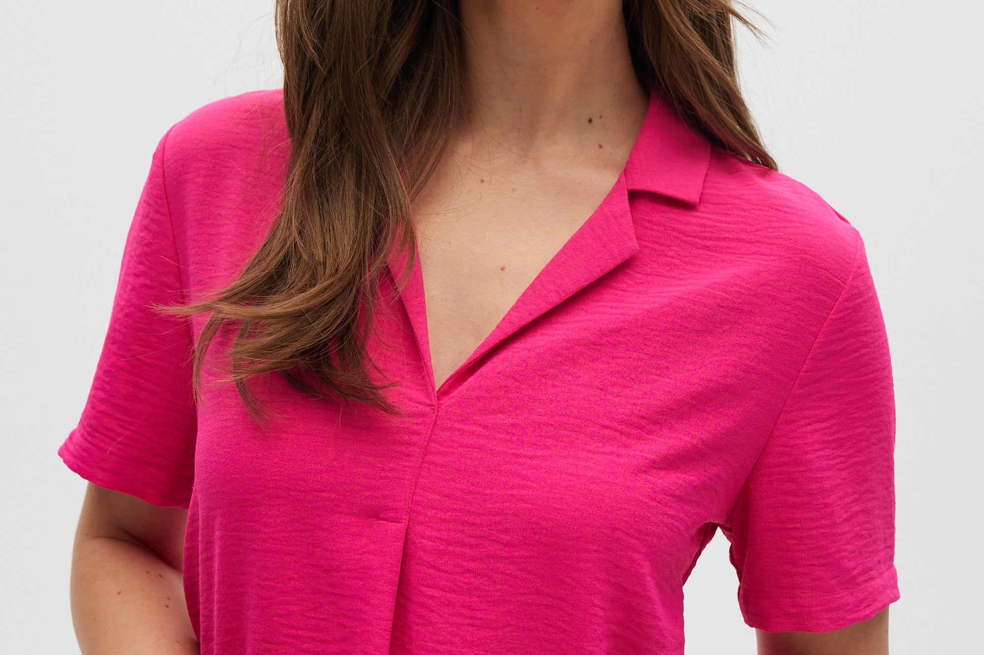 Pink Classic Notch Airflow Shirt close up