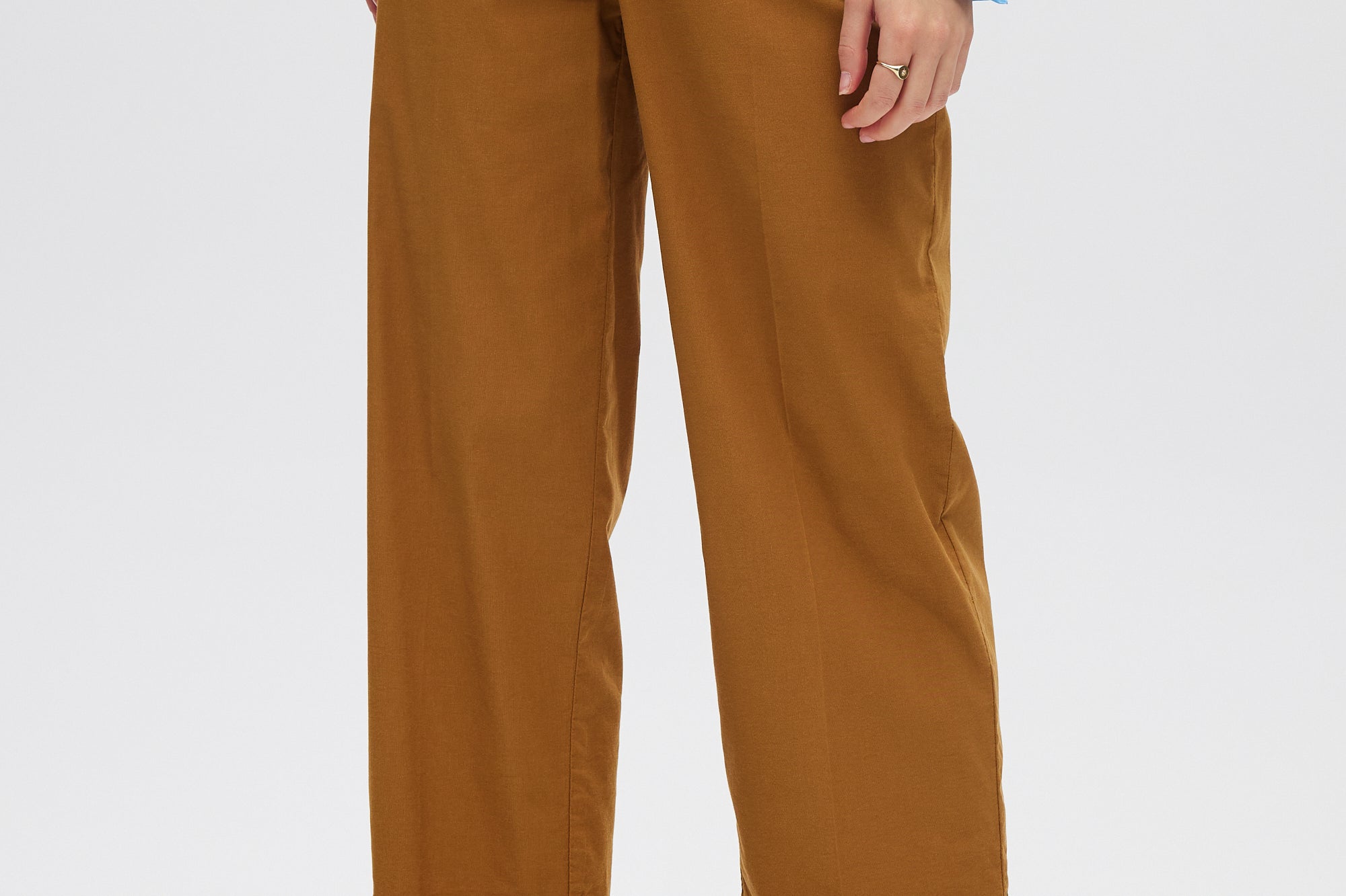 Turmeric Essential High-Rise Pants close up