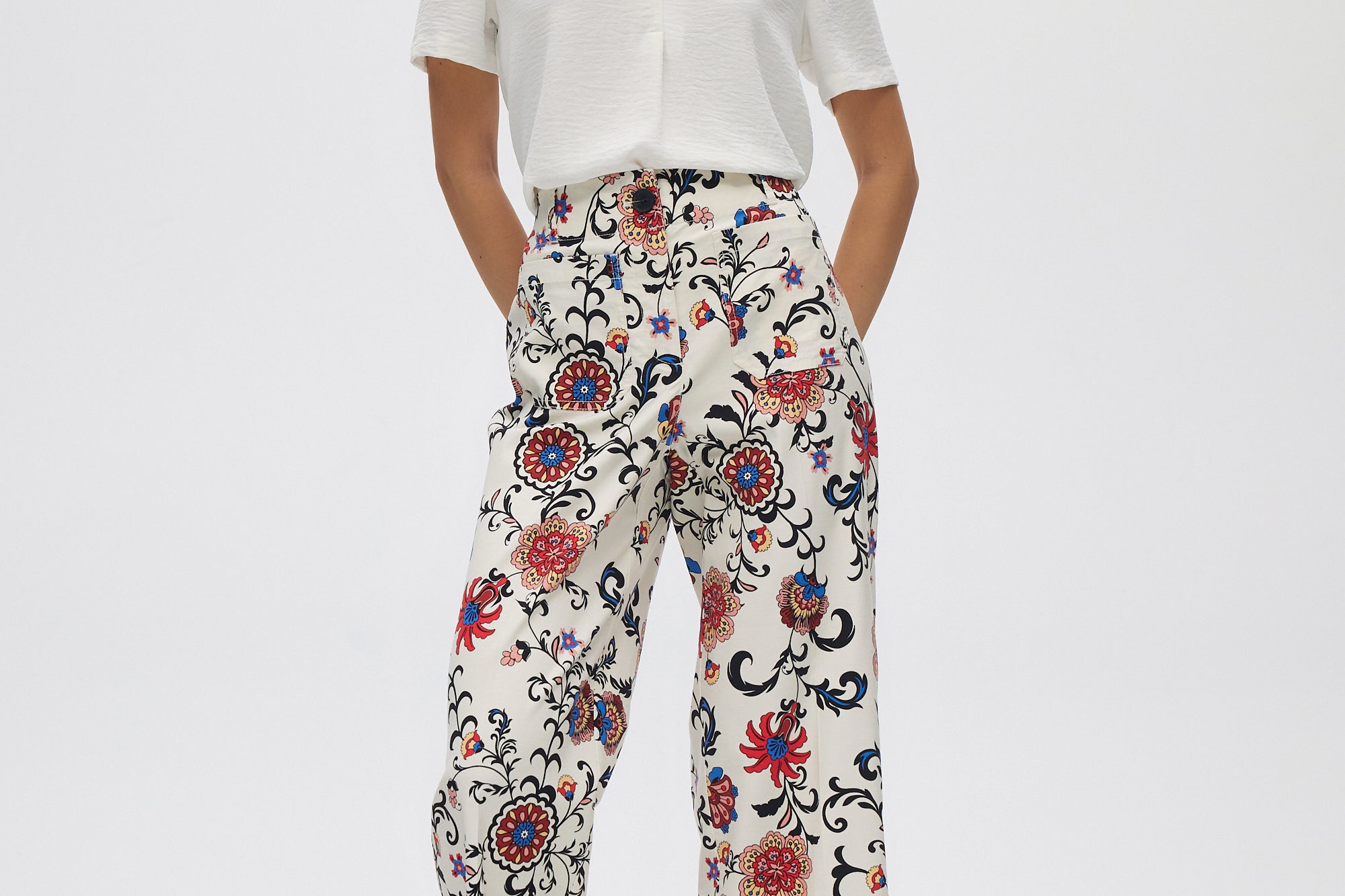 Cream Wide Leg Printed Pants With Floral Print front