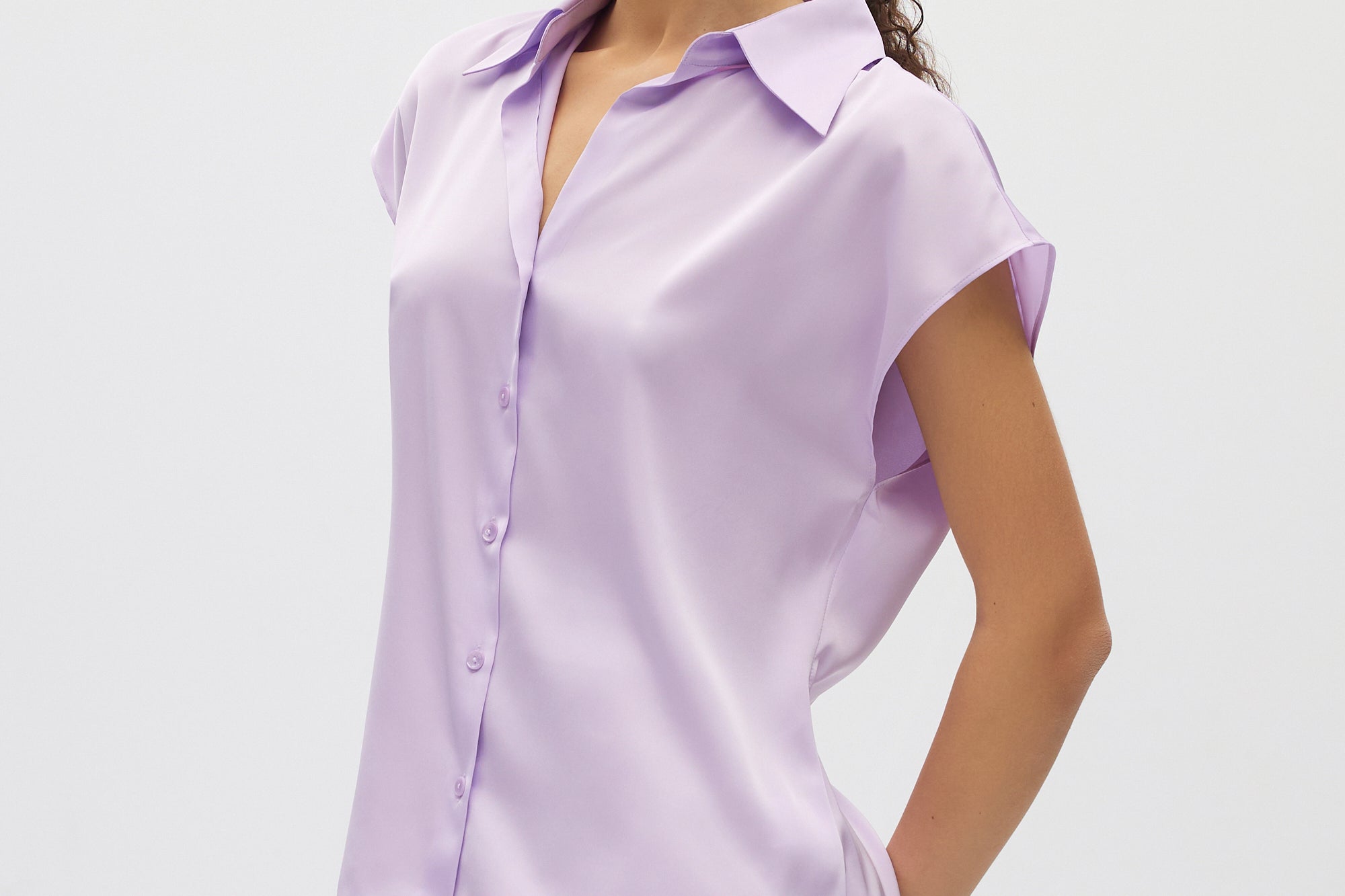 Lilac Essential Sleeveless Button Down side