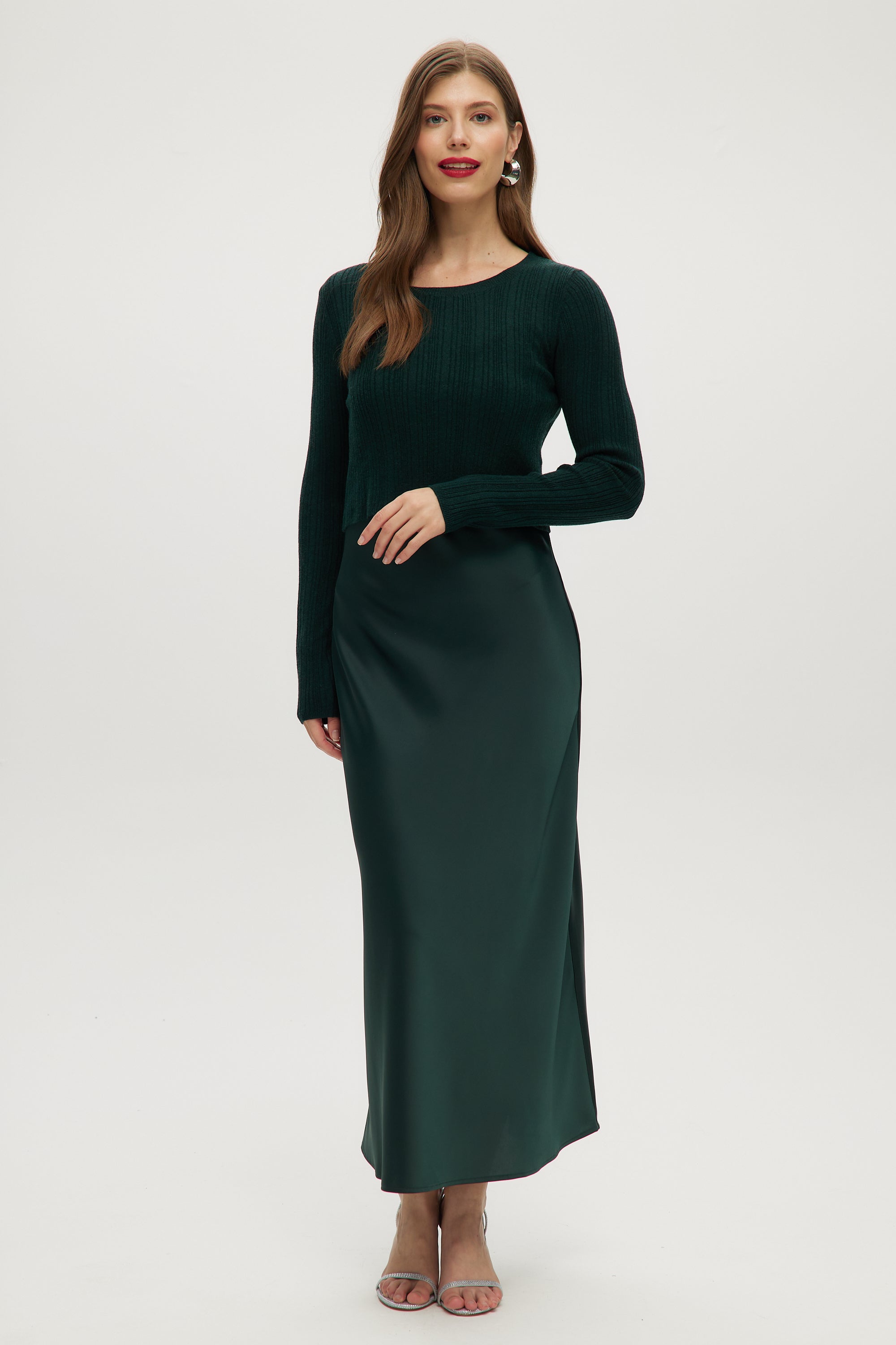 GREEN LONG SLEEVE SWEATER AND SATIN DRESS 2PCS SET