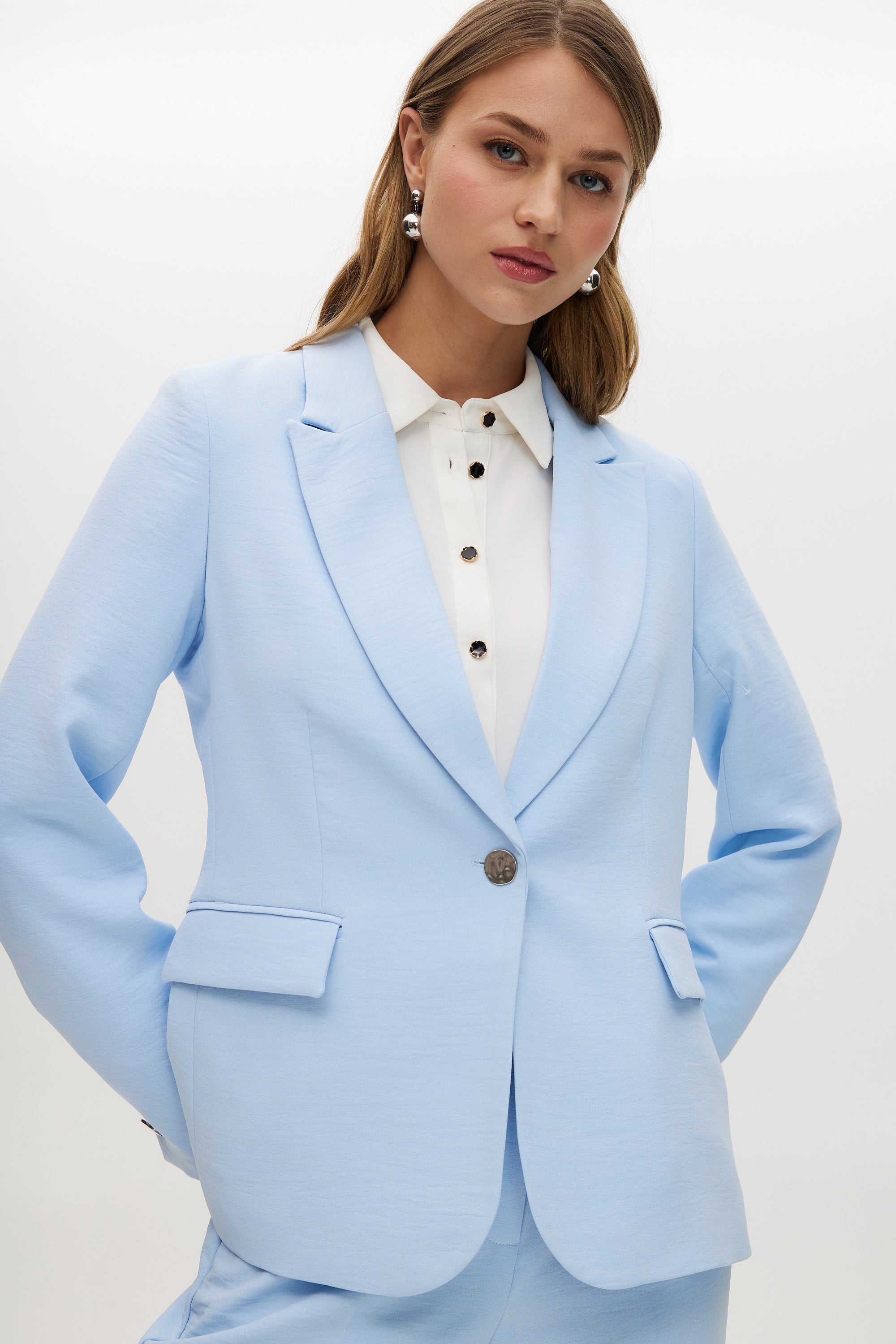 Sky Crinkle Crepe Tailored Blazer – Hilary Radley