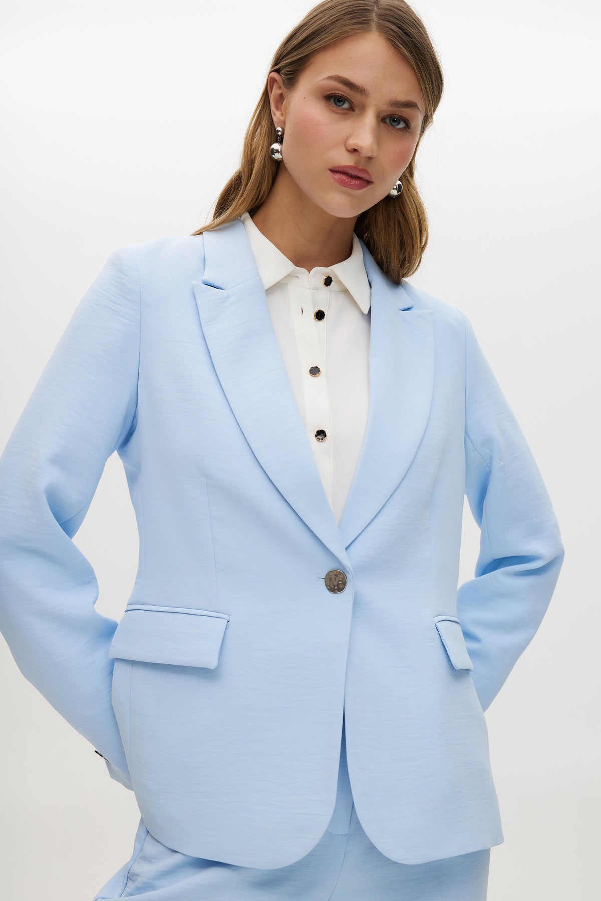 Sky Crinkle Crepe Tailored Blazer – Hilary Radley