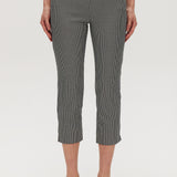 Black and off-white houndstooth super stretch pull-on capri with cropped length by Hilary Radley.