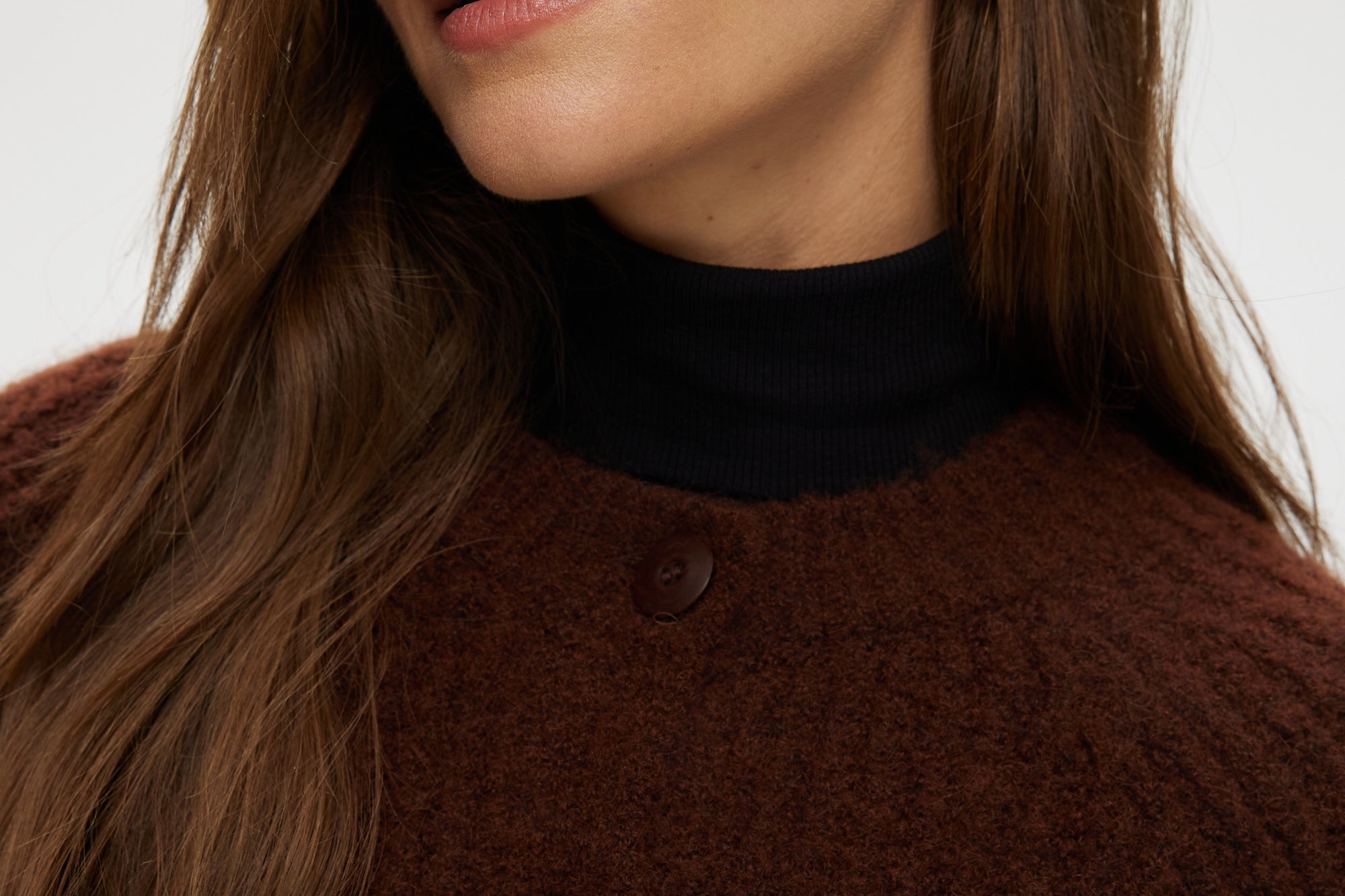 Coffee shaker stitch raglan cardigan featuring ribbed cuffs and hem by Hilary Radley.