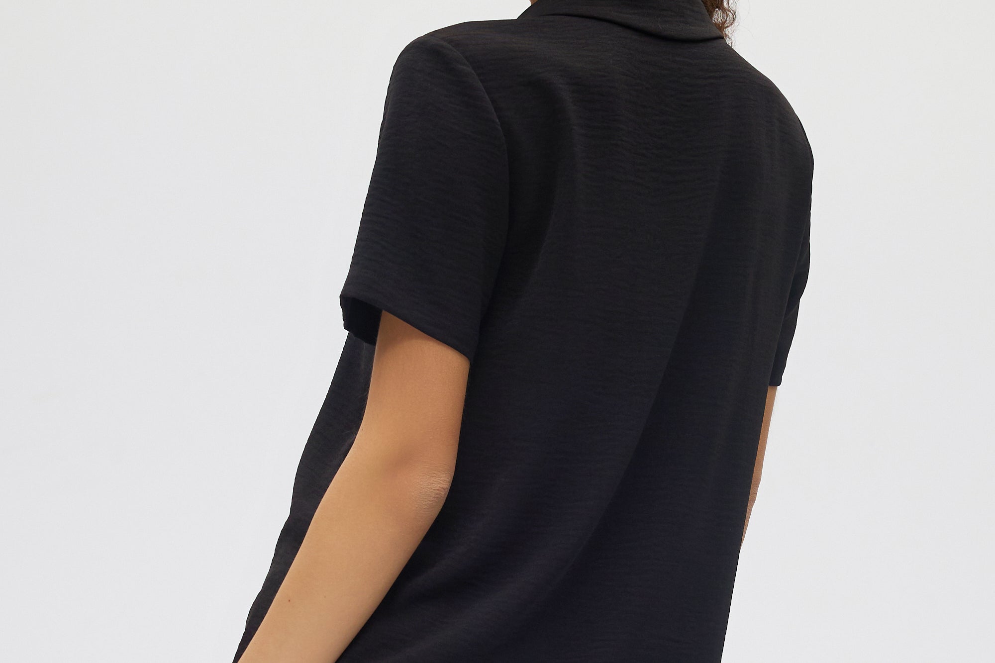 Black Classic Notch Airflow Shirt back