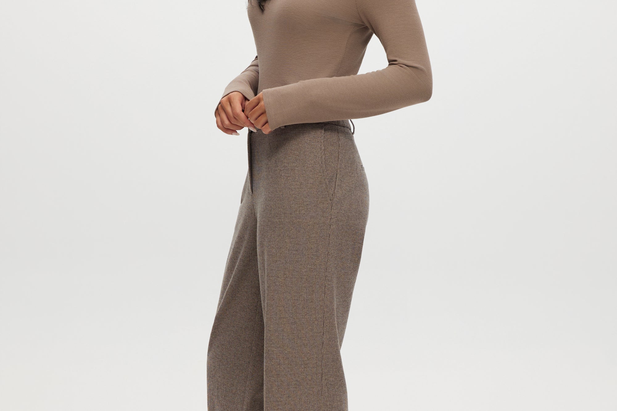 Brown Combo Herringbone Straight Leg Pant featuring a textured knit and pockets by Hilary Radley.